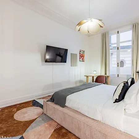 Apartment Amazing 4bedrooms Champs Elysees Ac
