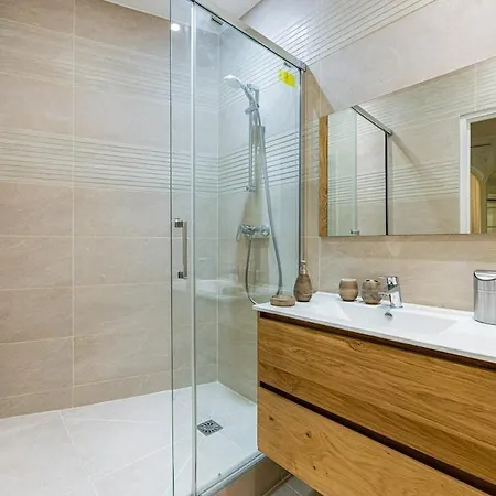 Apartment Amazing 4bedrooms Champs Elysees Ac